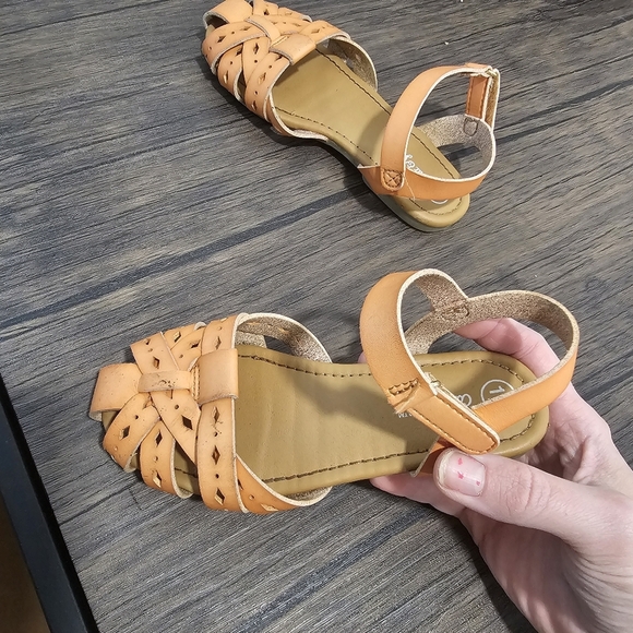 Girls sandals - Picture 1 of 5